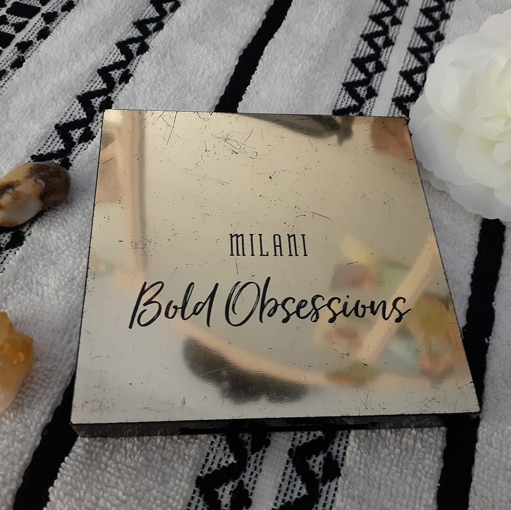 Milani Blod Obsessives eyeshadow palette